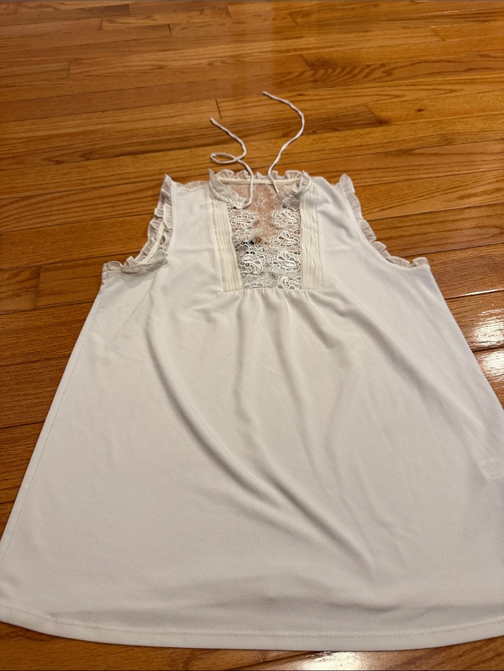 Express Women's Cream Lace-Trim Tank Top